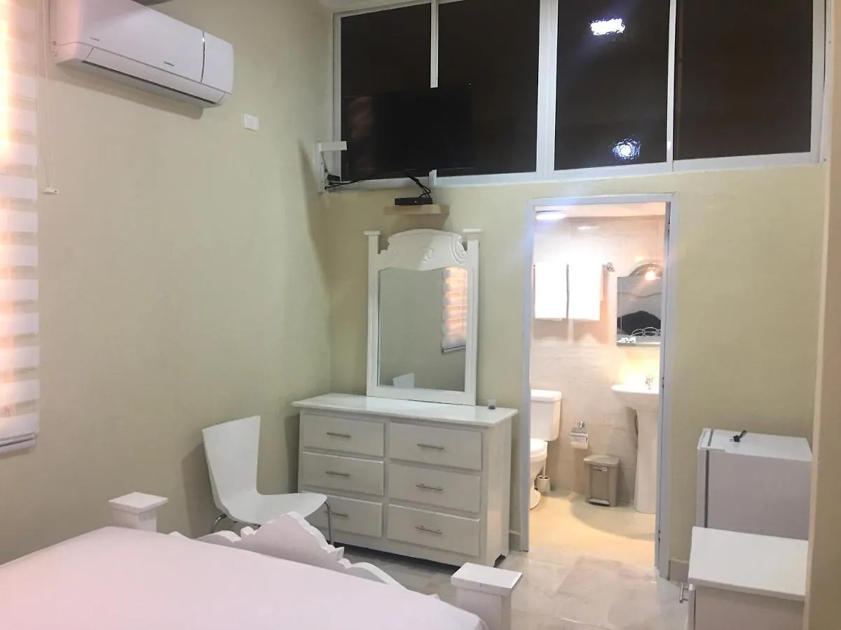 Hotel Unico سانتو دومينجو 3*,  جمهورية الدومينيكان
