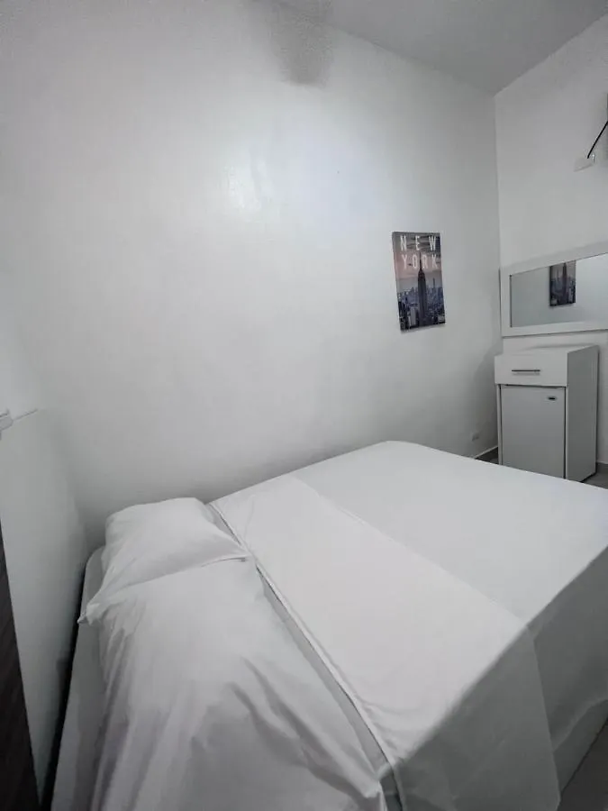 Hotel Unico Santo Domingo 3*,